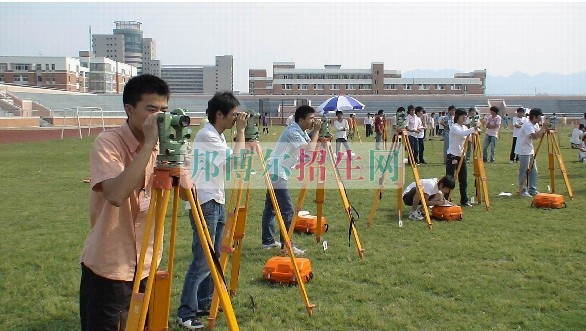 重慶建筑高級技工學校2016年報名條件、招生對象