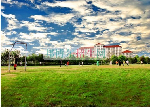 江西楓林涉外經(jīng)貿(mào)職業(yè)學院招生辦聯(lián)系電話