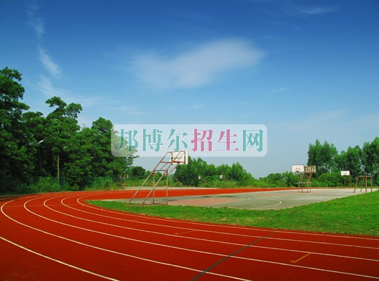 廣州涉外經(jīng)濟(jì)職業(yè)技術(shù)學(xué)院是幾專(zhuān)