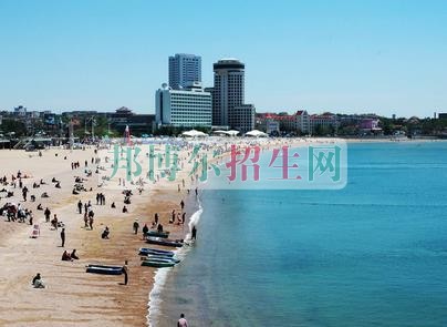 青島科技大學周邊環(huán)境