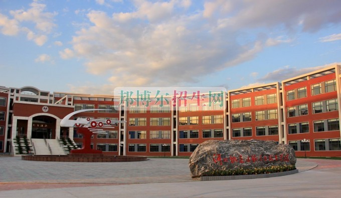 高中畢業(yè)學(xué)鐵道運輸