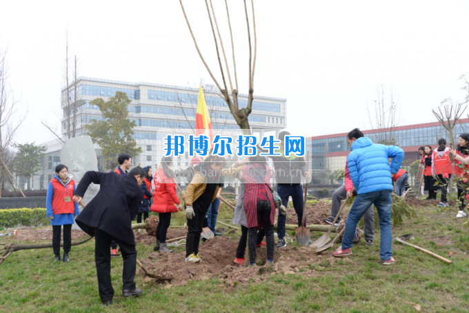 川南幼兒師范高等?？茖W校學前教育二系黨日活動
