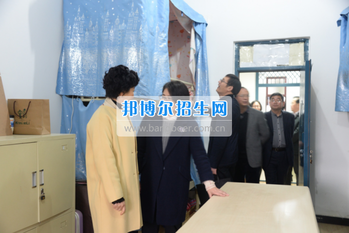 市委常委、宣傳部長潘梅到川南幼兒師范高等?？茖W(xué)校調(diào)研思想政治工作
