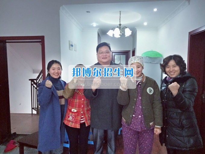 重慶航天職業(yè)技術(shù)學(xué)院關(guān)心學(xué)生生活、關(guān)注學(xué)生成長(zhǎng)