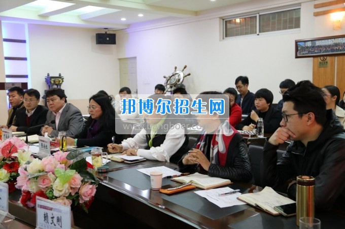 云南師范大學商學院召開2017年招生迎新系統(tǒng)培訓會
