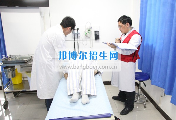 2017年成都醫(yī)學院研招擬錄取結(jié)束臨床專碩一志愿生源充裕