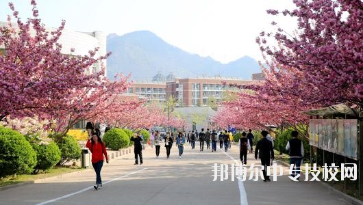 德州四方職業(yè)中等專(zhuān)業(yè)學(xué)校簡(jiǎn)介