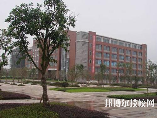 武漢鐵路橋梁職業(yè)學院2020年報名條件、招生要求、招生對象