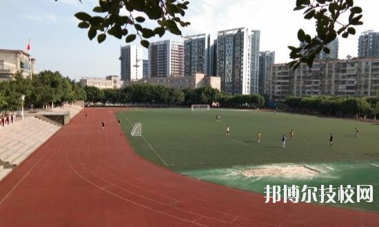重慶渝北職業(yè)教育中心2020年報(bào)名條件、招生要求、招生對(duì)象