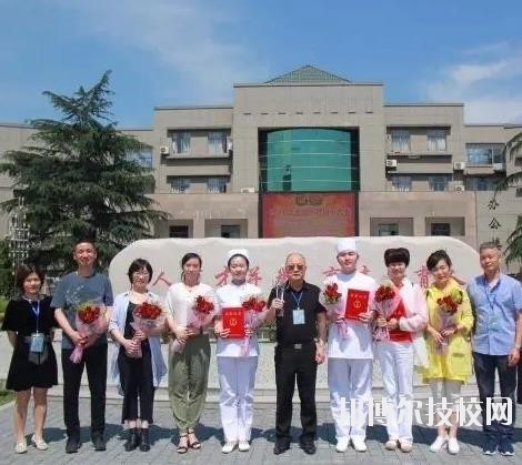 海寧衛(wèi)生學(xué)校2020年學(xué)費、收費多少 