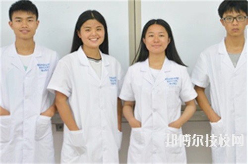 成都成醫(yī)一附院護(hù)士學(xué)校2020年報(bào)名條件、招生要求、招生對象