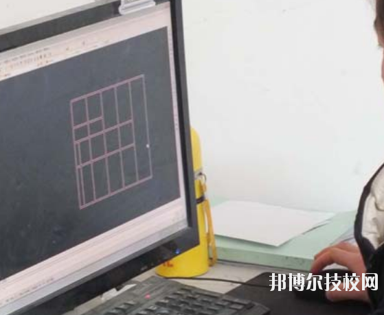 甘肅金城理工中等專業(yè)學(xué)校2020年學(xué)費(fèi)、收費(fèi)多少