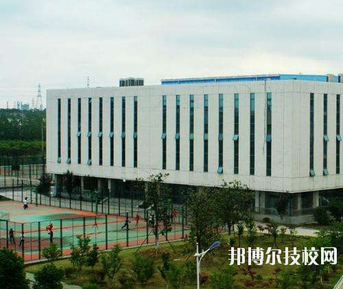 陜西科技技師學(xué)院2020年招生辦聯(lián)系電話(huà)