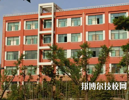 天水市職業(yè)技術(shù)學(xué)校2020年報名條件、招生要求、招生對象