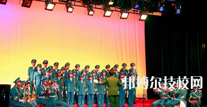 平?jīng)隼砉ぶ械葘I(yè)學(xué)校2020年報(bào)名條件、招生要求、招生對(duì)象