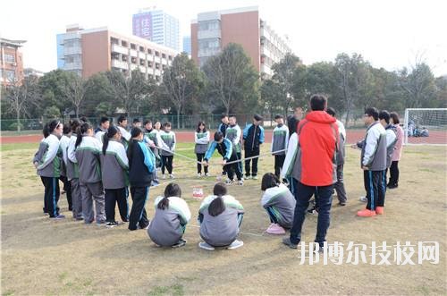 嘉興市建筑工業(yè)學(xué)校2020年報名條件、招生要求、招生對象