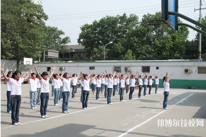 西安利君醫(yī)藥技工學(xué)校2020年報名條件、招生要求、招生對象 