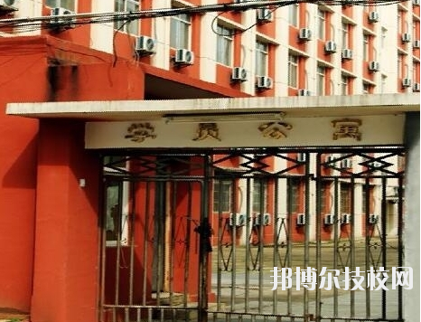 江西贛江技工學(xué)校2020年報(bào)名條件、招生要求、招生對(duì)象 