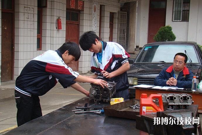 石阡中等職業(yè)學(xué)校怎么樣、好不好