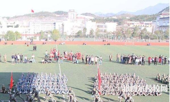 平塘中等職業(yè)學(xué)校2020年報名條件、招生要求、招生對象