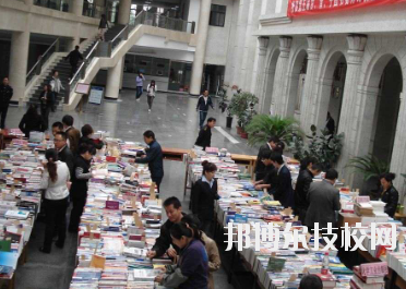 甘肅省郵電學(xué)校2020年報(bào)名條件、招生要求、招生對象