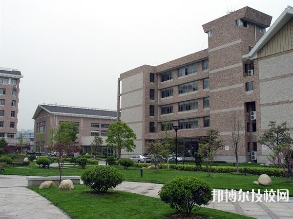 浙江藝術職業(yè)學院怎么樣、好不好