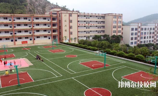 重慶涪陵信息技術(shù)學(xué)校2020年招生辦聯(lián)系電話(huà)