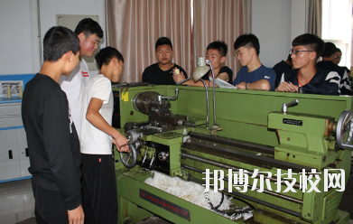 西和職業(yè)中等專業(yè)學(xué)校2020年報(bào)名條件、招生要求、招生對(duì)象