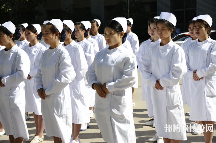 石家莊和平醫(yī)學(xué)中等專業(yè)學(xué)校2020年報(bào)名條件、招生要求、招生對(duì)象