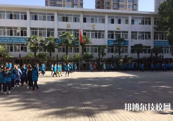 西安市機電職業(yè)技術(shù)學(xué)校2020年報名條件、招生要求、招生對象 