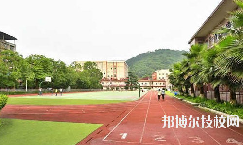 重慶微電子工業(yè)學(xué)校怎么樣、好不好