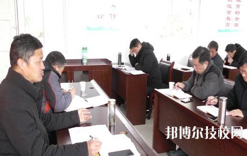 臨安市中等職業(yè)技術(shù)學(xué)校2020年報(bào)名條件、招生要求、招生對(duì)象
