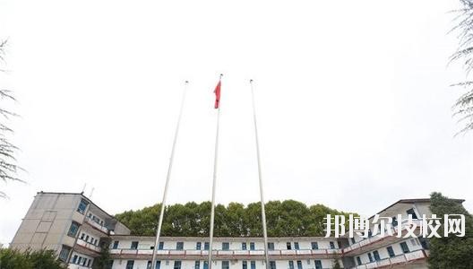 貴陽鐵路工程學(xué)校2020年報名條件、招生要求、招生對象