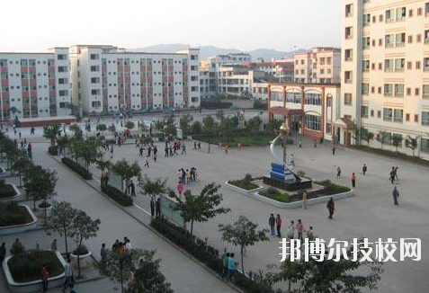 重慶企業(yè)管理學(xué)校2020年報(bào)名條件、招生要求、招生對(duì)象
