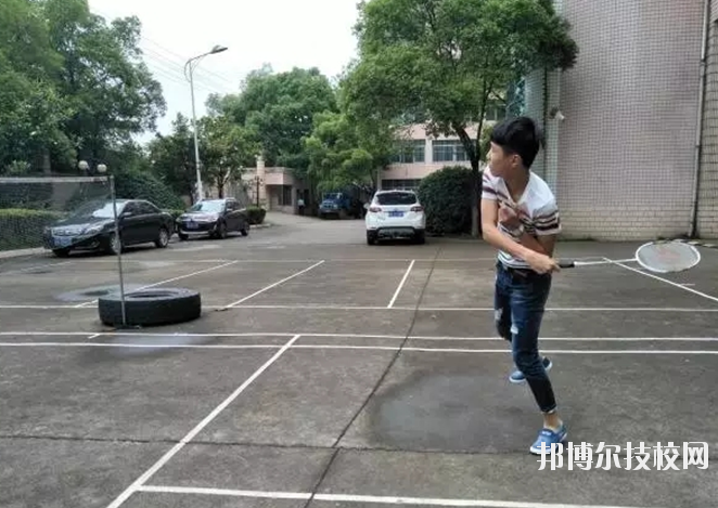 江西新興產(chǎn)業(yè)工程學(xué)校2020年報(bào)名條件、招生要求、招生對(duì)象