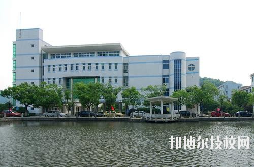 鄞州職業(yè)高級中學(xué)2020年學(xué)費、收費標(biāo)準(zhǔn)