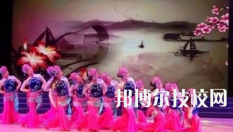 華亭職業(yè)教育中心2020年報名條件、招生要求、招生對象