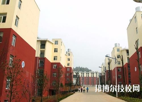 黔東南中等職業(yè)技術(shù)學校地址在哪里