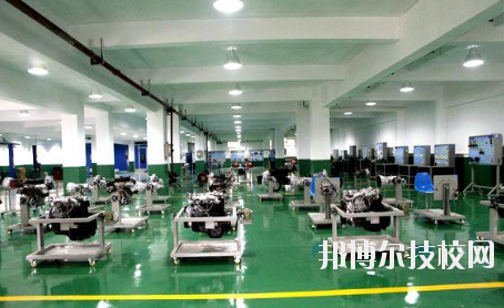 重慶南川隆化職業(yè)中學(xué)校2020年報名條件、招生要求、招生對象