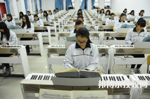 保定幼兒師范高等專科學(xué)校2020年學(xué)費、收費多少