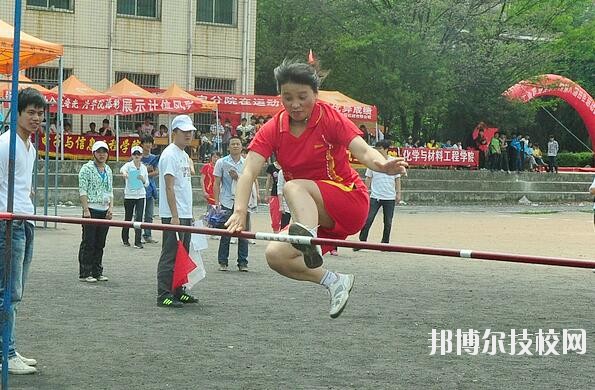 貴州化學工業(yè)學校2020年報名條件、招生要求、招生對象