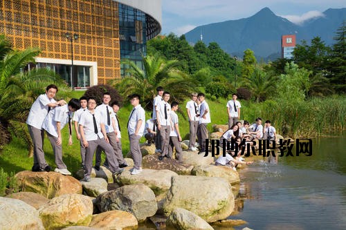 江西廬山旅游中等專業(yè)學(xué)校2020年報(bào)名條件、招生要求、招生對(duì)象