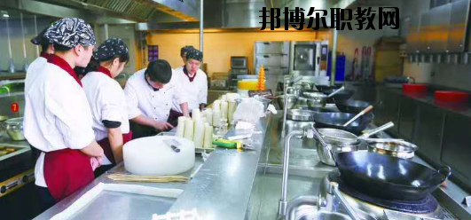 白銀工業(yè)學(xué)校2020年報(bào)名條件、招生要求、招生對(duì)象