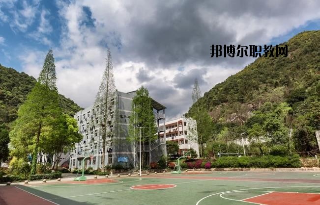 永嘉縣職業(yè)中學(xué)2020年報(bào)名條件、招生要求、招生對象
