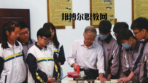瑞安職業(yè)中等專業(yè)學(xué)校2020年報(bào)名條件、招生要求、招生對(duì)象