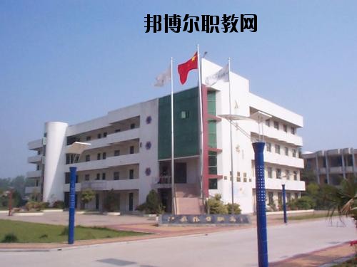 昭陽區(qū)高級職業(yè)中學2020年報名條件、招生要求、招生對象