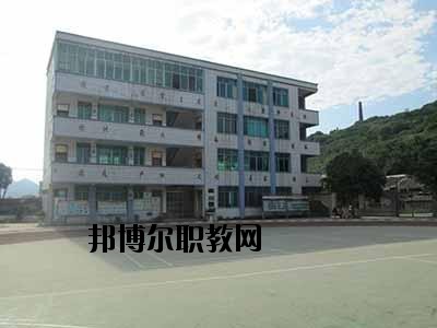 貴州羅甸中等職業(yè)學(xué)校2020年報名條件、招生要求、招生對象