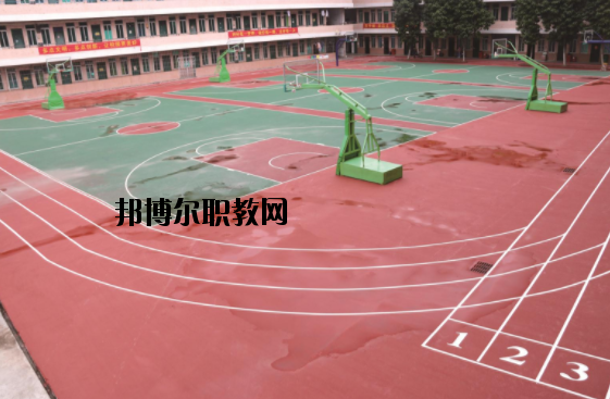 廣州華成理工職業(yè)技術(shù)學(xué)校2020年報名條件、招生要求、招生對象