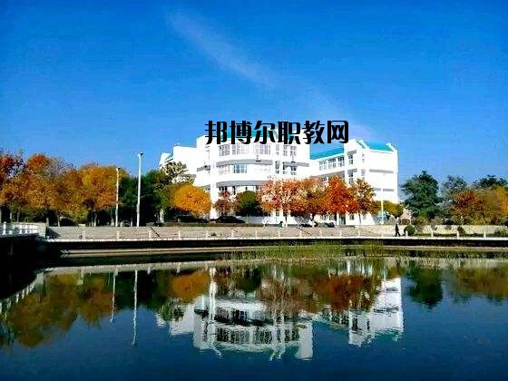 利川民族中等職業(yè)技術(shù)學(xué)校2020年報名條件、招生要求、招生對象