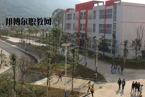 自貢市影視藝術(shù)學(xué)校2020年報(bào)名條件、招生要求、招生對(duì)象